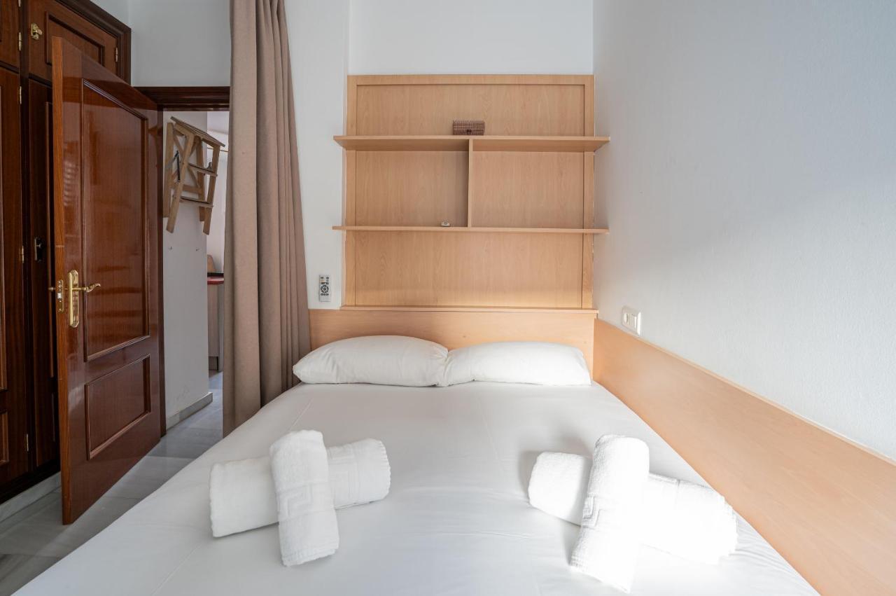 Stay U-Nique Apartment Alonso Benitez Málaga Esterno foto